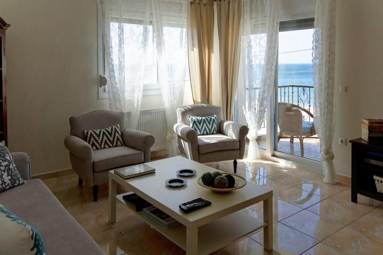 Lemon Beach Front Apartment, Nikiti Esterno foto