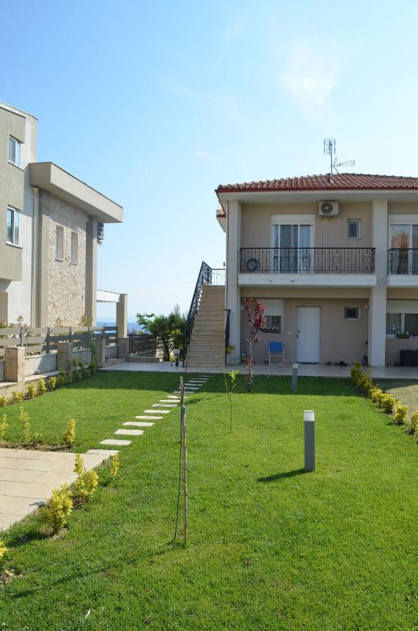 Lemon Beach Front Apartment, Nikiti Esterno foto