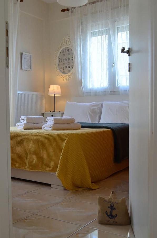 Lemon Beach Front Apartment, Nikiti Esterno foto