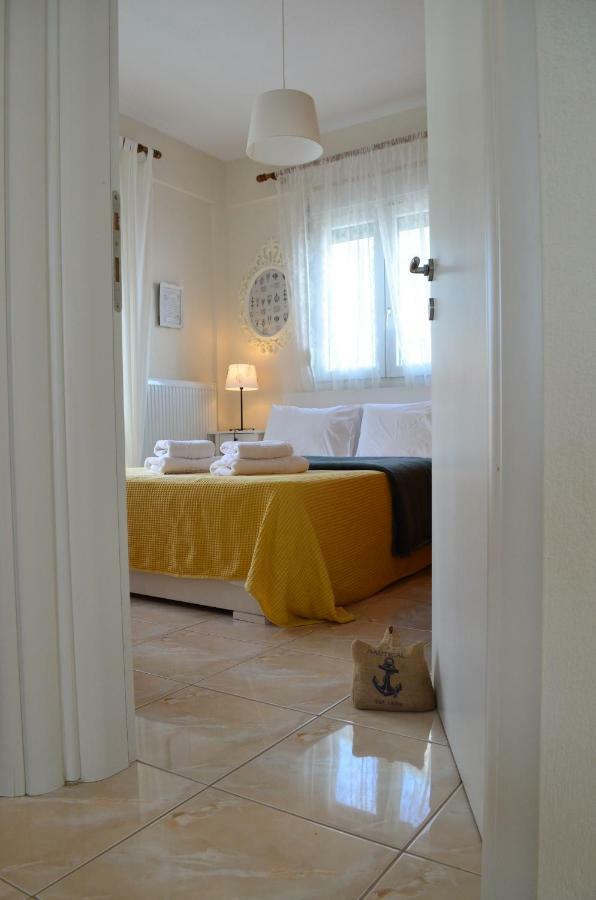Lemon Beach Front Apartment, Nikiti Esterno foto