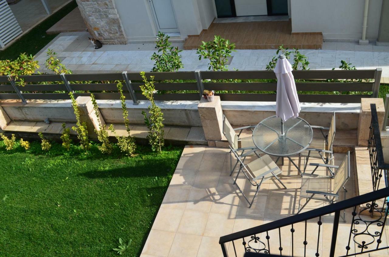 Lemon Beach Front Apartment, Nikiti Esterno foto